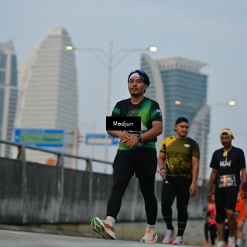 Runner Photo 6402614