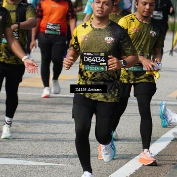 Runner Photo 6402619
