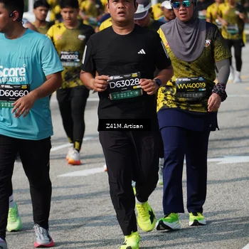 Runner Photo 6402622