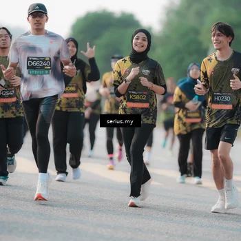 Runner Photo 6402642