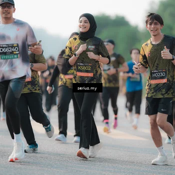 Runner Photo 6402648