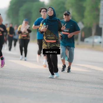Runner Photo 6402670