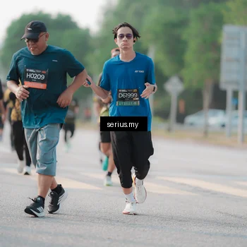 Runner Photo 6402717