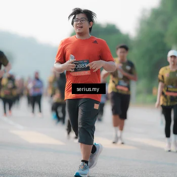 Runner Photo 6402835