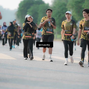 Runner Photo 6402849