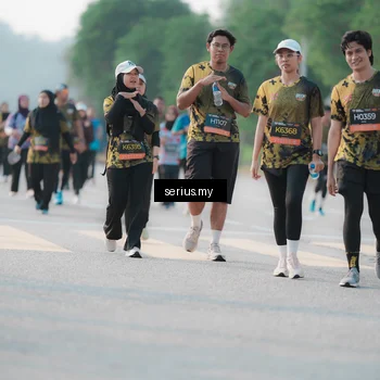 Runner Photo 6402850