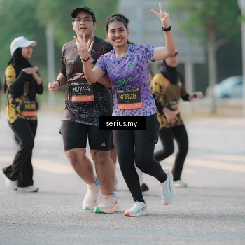 Runner Photo 6402859