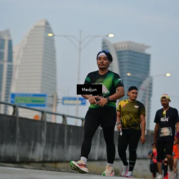 Runner Photo 6402862