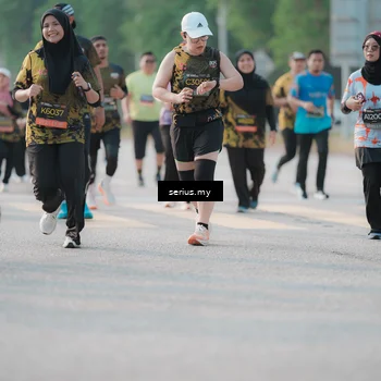 Runner Photo 6402896