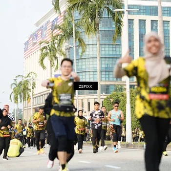 Runner Photo 6402899