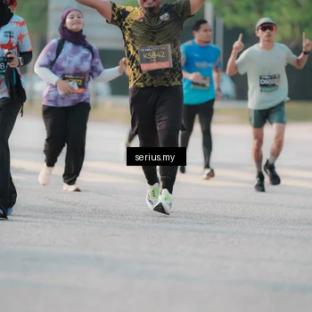 Runner Photo 6402920