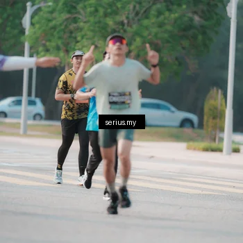 Runner Photo 6402925