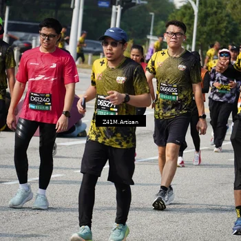 Runner Photo 6402930