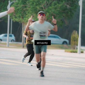 Runner Photo 6402935