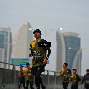 Runner Photo 6402949