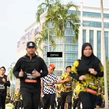 Runner Photo 6403045