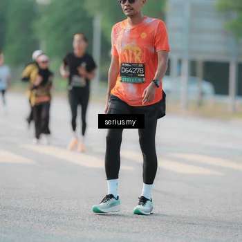 Runner Photo 6403089
