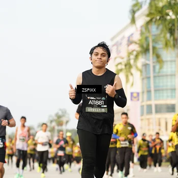 Runner Photo 6403101