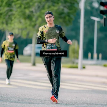Runner Photo 6403123