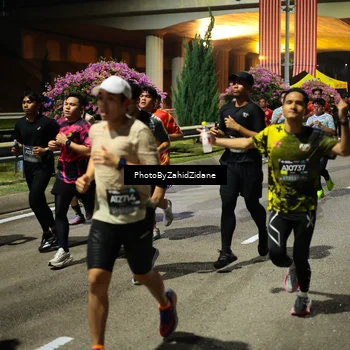 Runner Photo 6403124