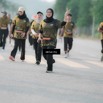 Runner Photo 6403126