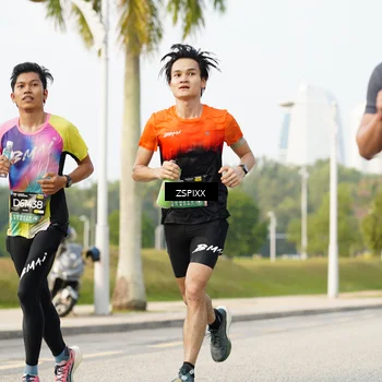 Runner Photo 6403135