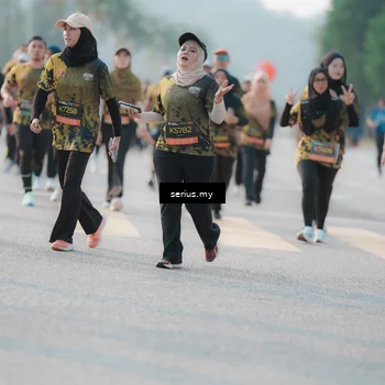 Runner Photo 6403147