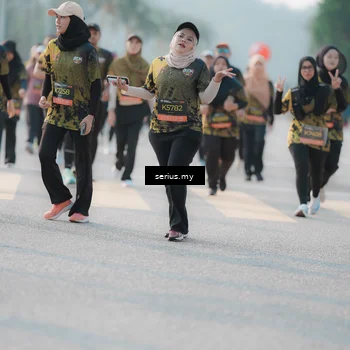 Runner Photo 6403148