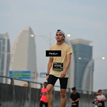 Runner Photo 6403155