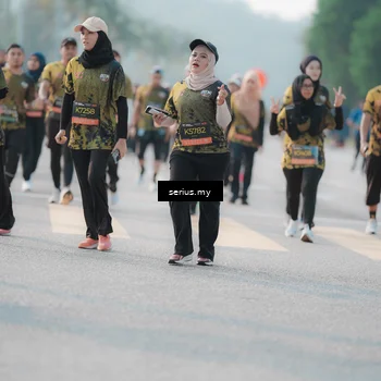 Runner Photo 6403158
