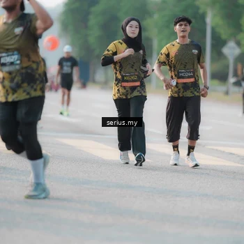 Runner Photo 6403164