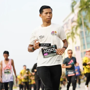 Runner Photo 6403171