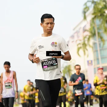Runner Photo 6403175