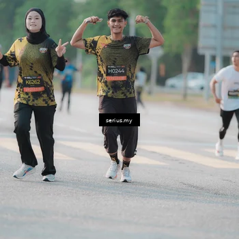 Runner Photo 6403182