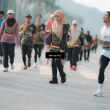 Runner Photo 6403207