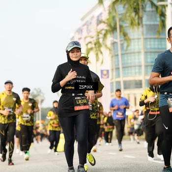 Runner Photo 6403210
