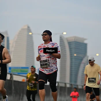 Runner Photo 6403220