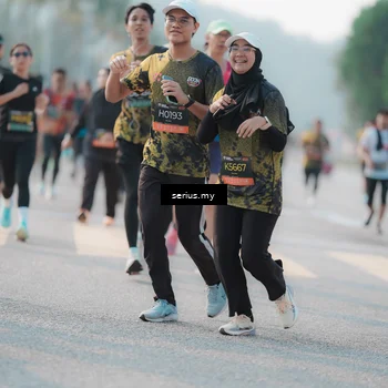 Runner Photo 6403261