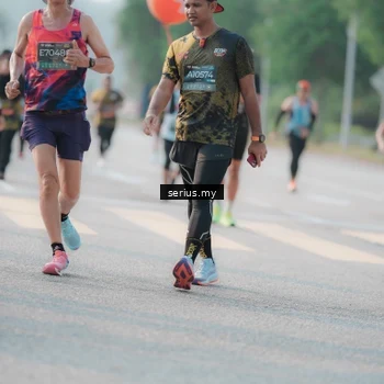 Runner Photo 6403262