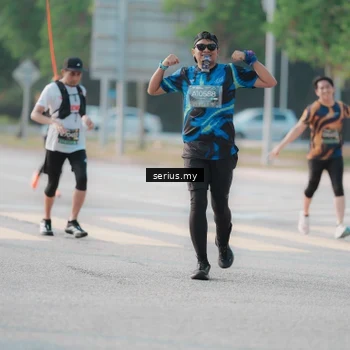 Runner Photo 6403285