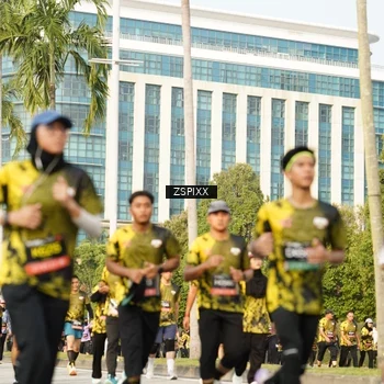 Runner Photo 6403296
