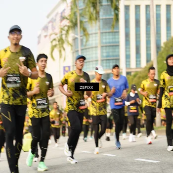 Runner Photo 6403303
