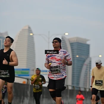Runner Photo 6403323