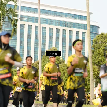Runner Photo 6403332
