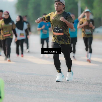 Runner Photo 6403350