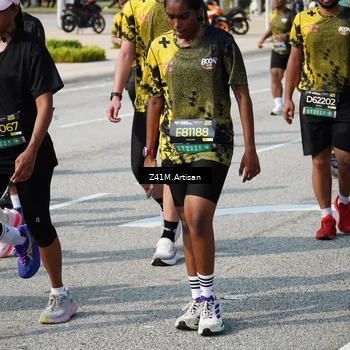 Runner Photo 6403355