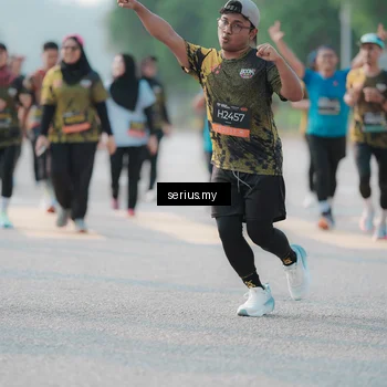 Runner Photo 6403357