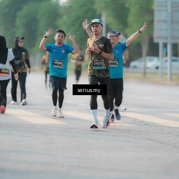 Runner Photo 6403366