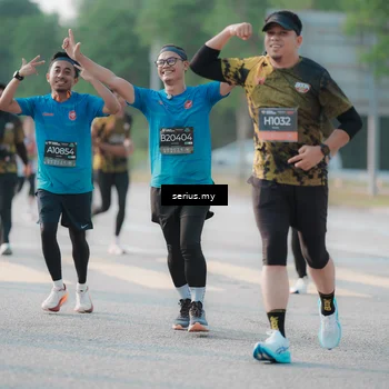 Runner Photo 6403382