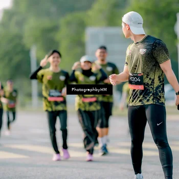 Runner Photo 6403455